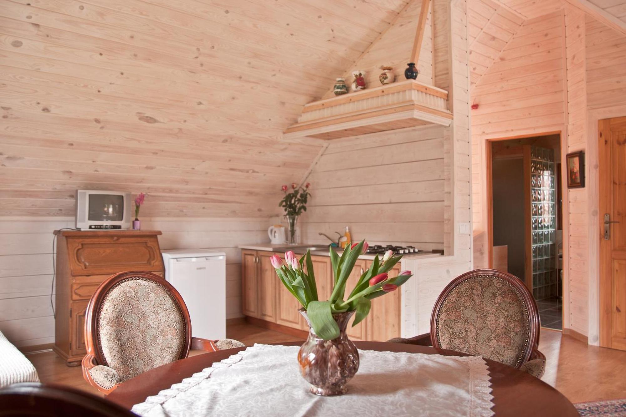 Osrodek Wypoczynkowy Ranczo Hotel Okuninka Buitenkant foto